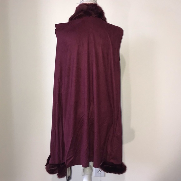 Code Burgundy Faux Fur Faux Suede Vest OSFA NWT - Picture 2 of 5